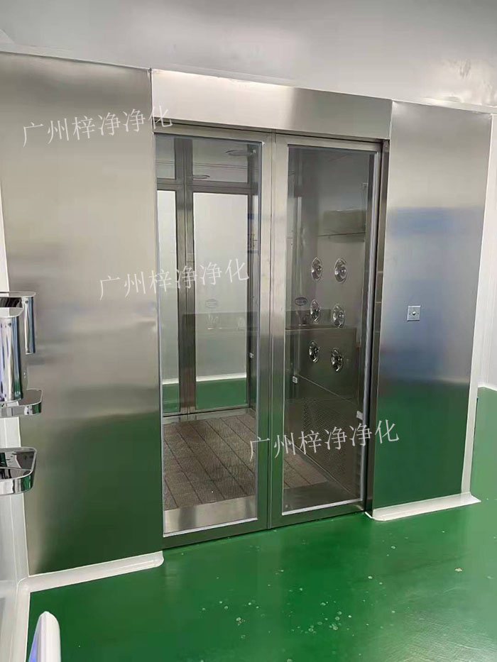 對于貨淋室，則通常位于物料進(jìn)入潔凈室的位置