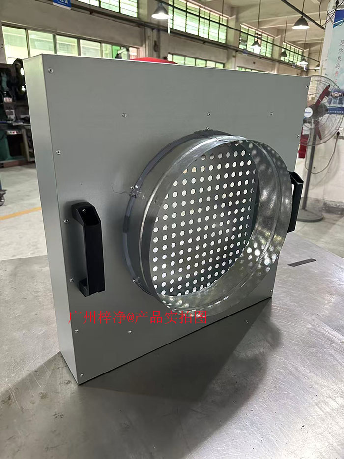 可更換式一體化高效送風(fēng)口安裝現(xiàn)場實(shí)拍圖