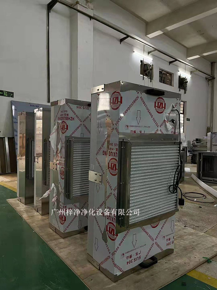 FFU是根據(jù)潔凈車(chē)間的面積和潔凈度等級(jí)，合理計(jì)算FFU的數(shù)量，確保每個(gè)區(qū)域都能達(dá)到所需的潔凈度。